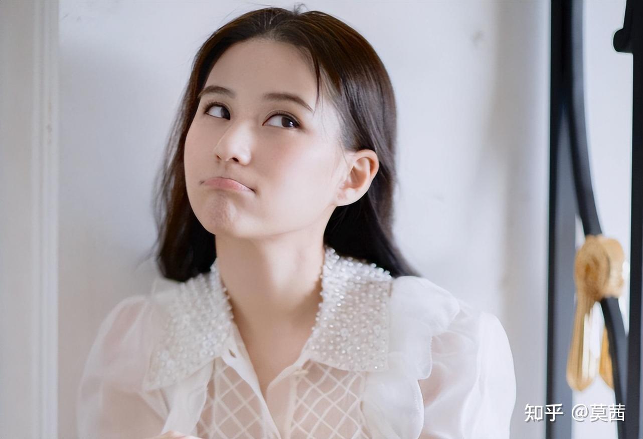 何超莲:一只猫价值一套房,花园比公园还大,手握500亿还觉得穷