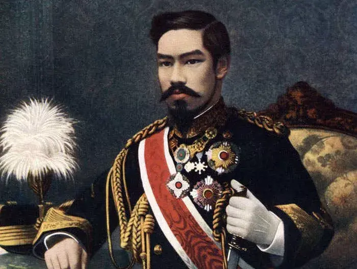 日本人为什么离不开天皇