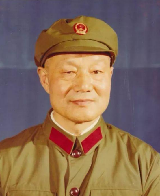 杨奇清令国内外间谍闻风丧胆深得领导器重临终4个字感人肺腑