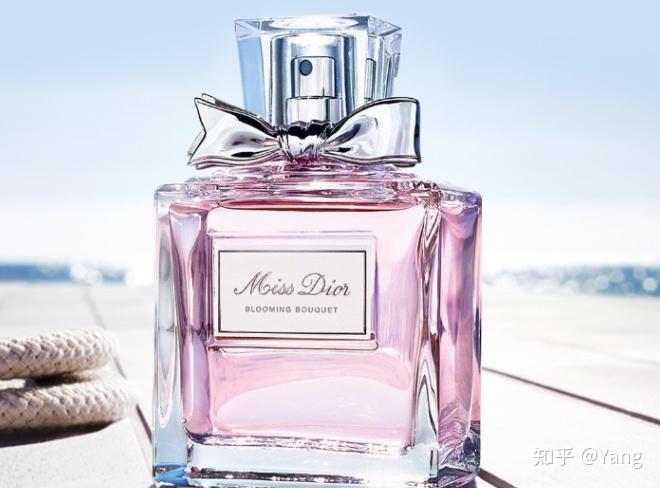 推荐理由:这款香水不是特别的浓烈,但是非常的持久,而且香味越久,味道