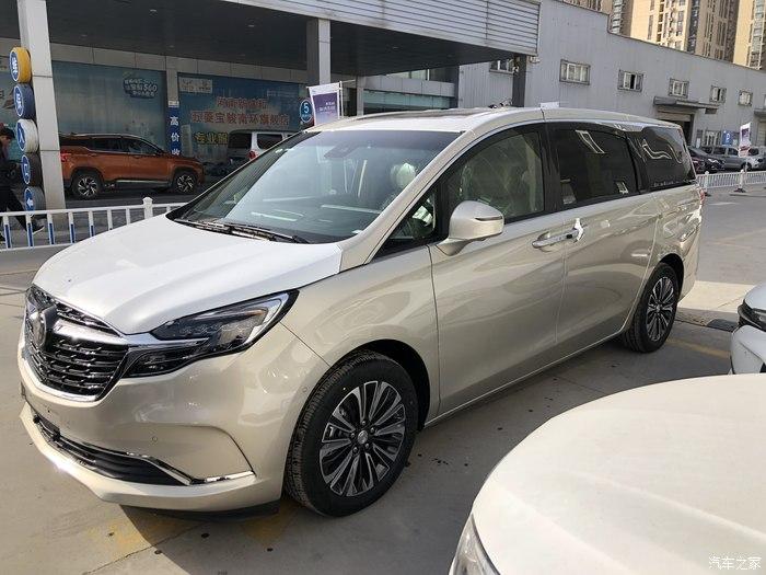 香槟金3799别克gl8 635t陆尊提车记--司令出品 - 知乎