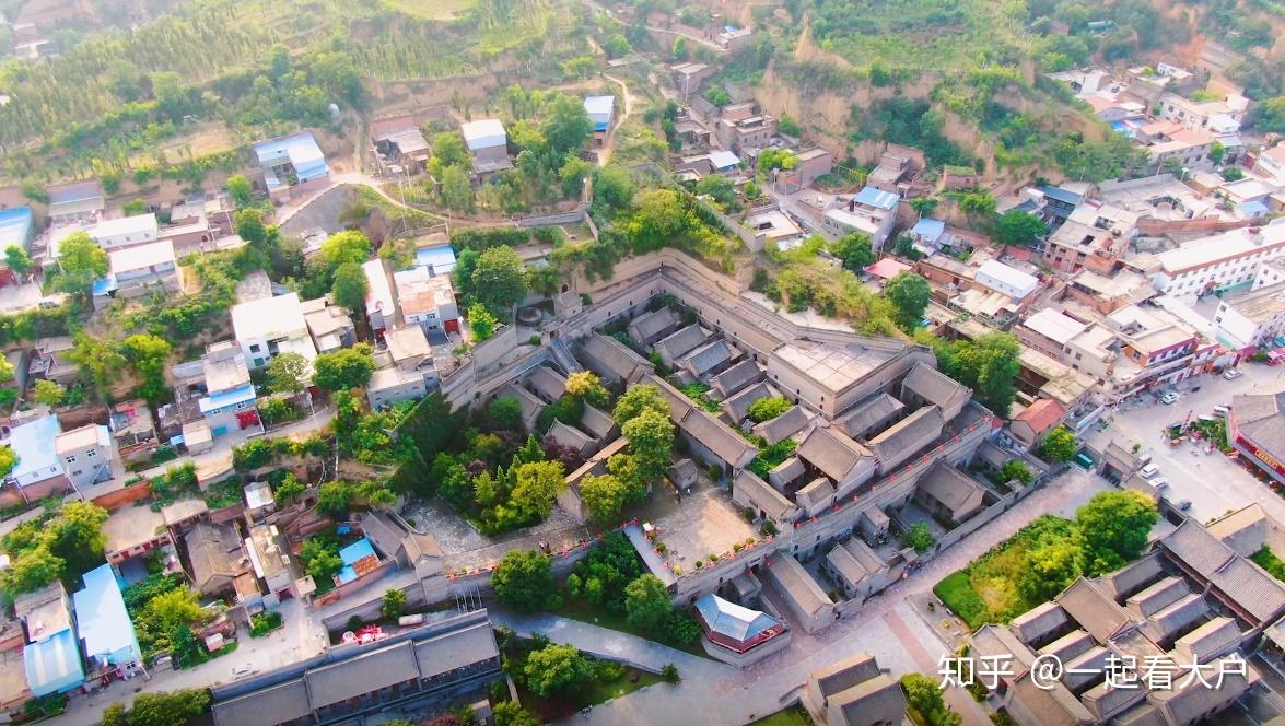 前方高能一口气看懂康百万庄园建筑的布局