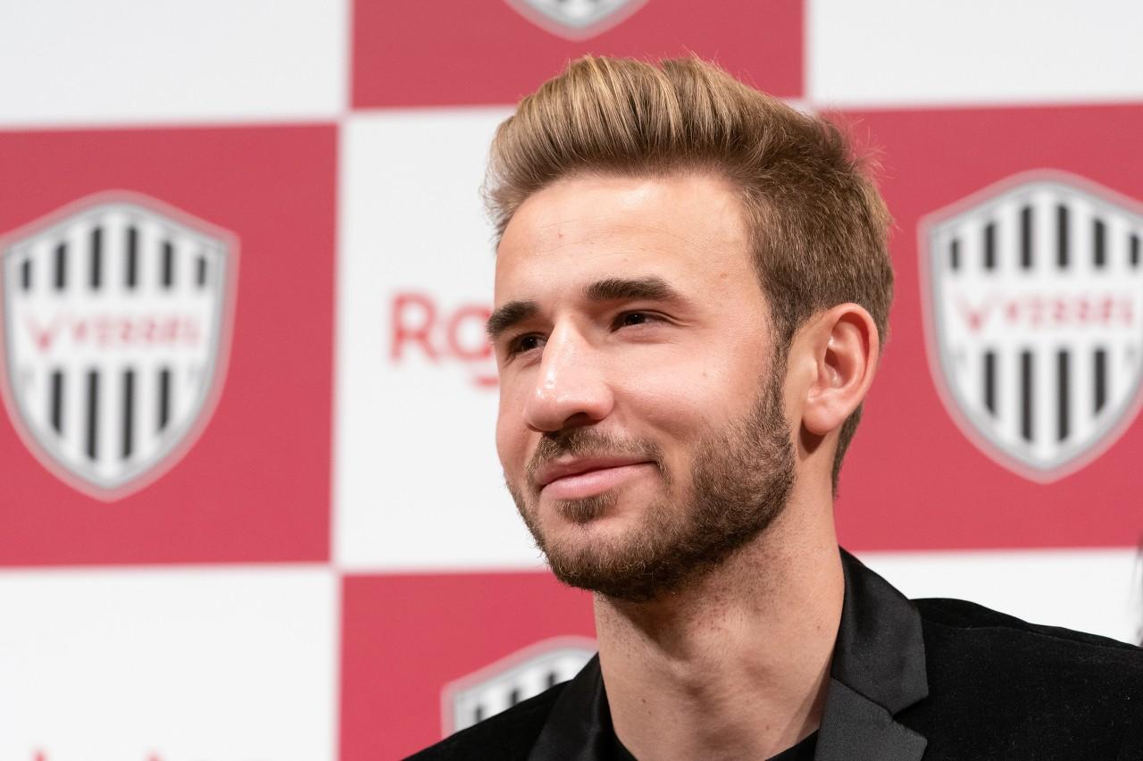 桑佩尔我当然愿意在塞蒂恩手下训练控球的打法并没有过时