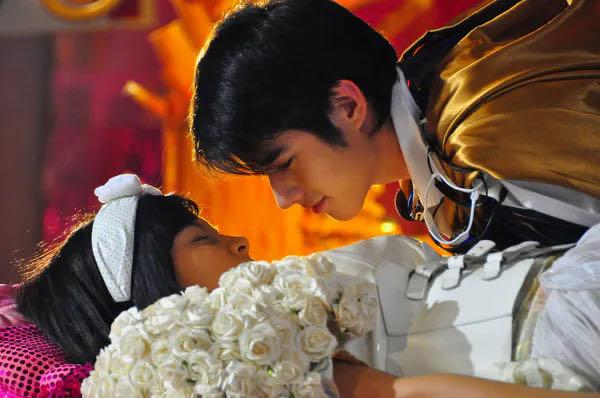 校草真的会爱上灰姑娘