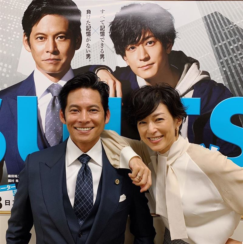 里的赤名莉香,因此声名大噪,她与男主角永尾完治(织田裕二饰演)简直是