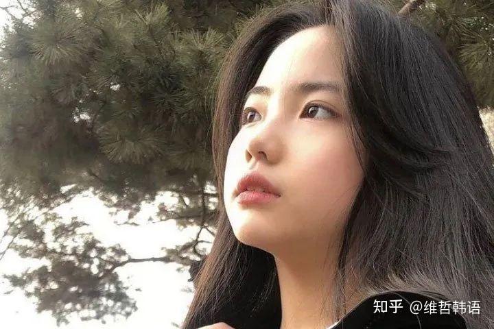 哇好美iu的女儿都长这么大啦原来这么多女星小时候都是她