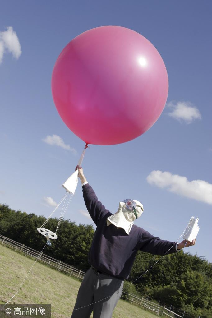 气球除了装饰外还有大用途,是为高空气象搭脉的医者