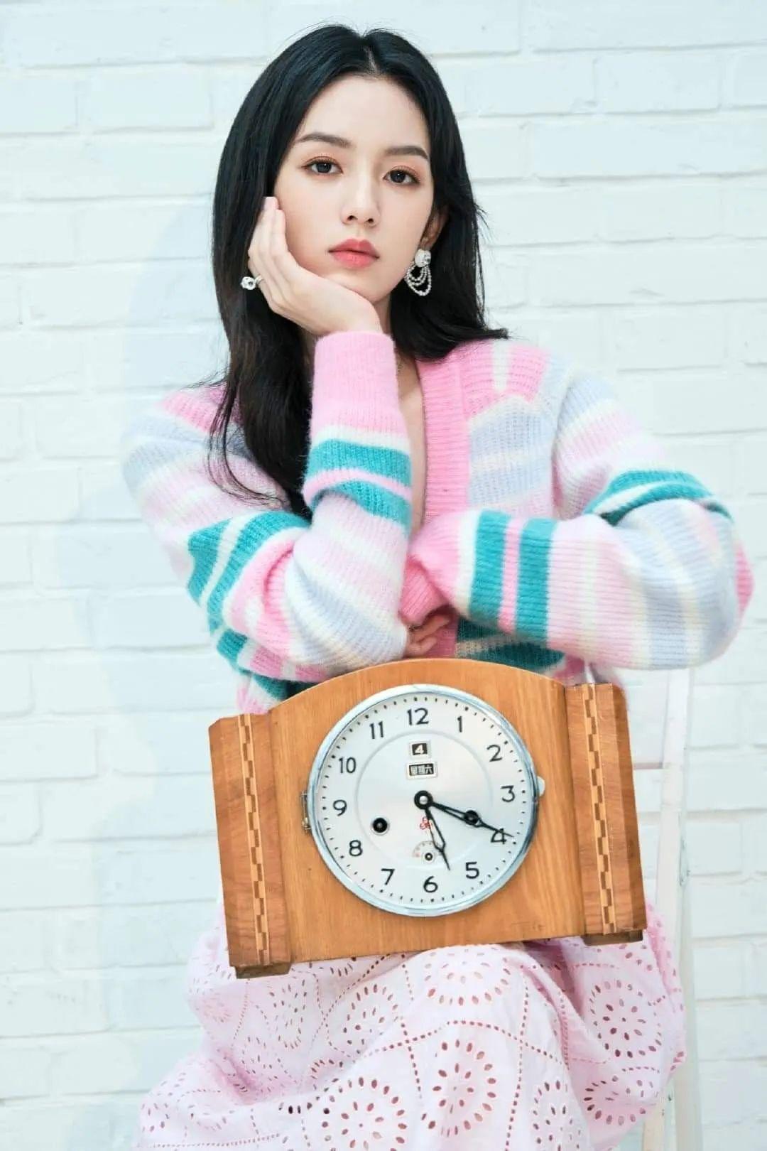 今年早春毛衣流行这4件温柔大气又时髦