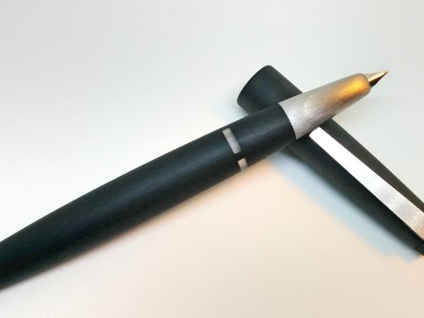 LAMY2000钢笔F尖使用评测- 知乎