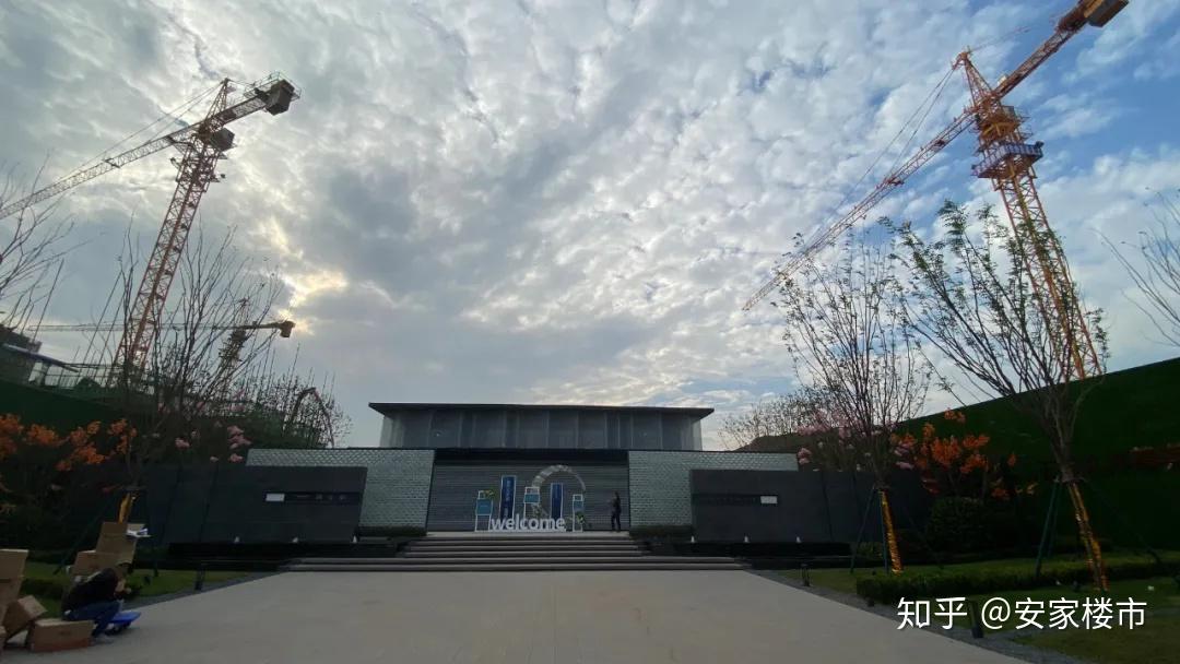 南昌九龙湖西客站组团又一新盘祥生府实地踩盘记