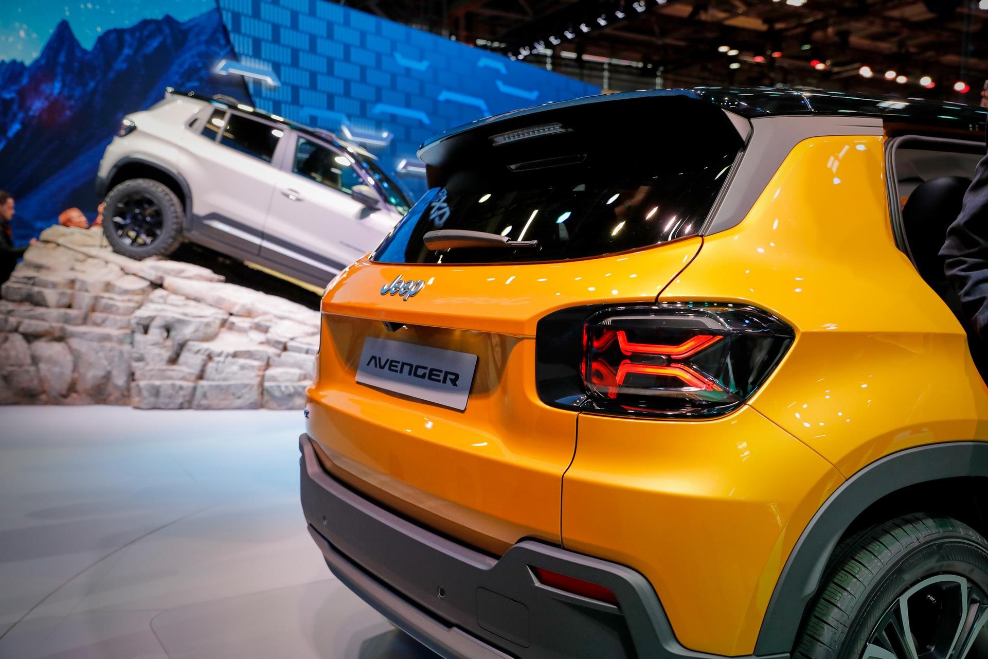 品牌首款电动车jeepavenger巴黎车展全球首发