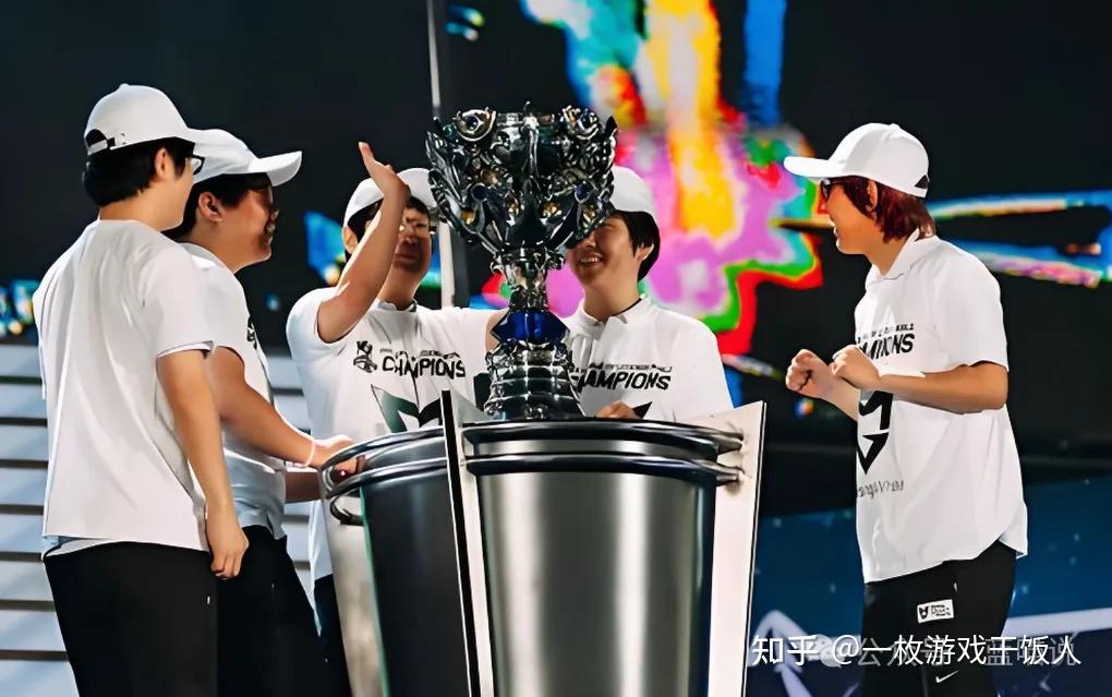 《英雄联盟》历届S赛世界冠军战队排名,不同时期哪支战队才是世界第一?