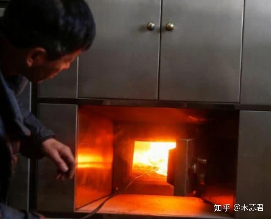 遗体火化经历900度的高温体内的基因还存在吗很多人不知道