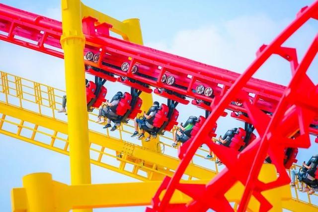 不是看ta说什么立痴情人设 不如牵手坐过山车01 秀恩爱来荆州方特如何