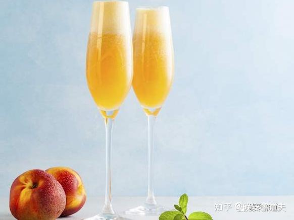 桃子与香槟的完美结合——贝里尼(bellini)