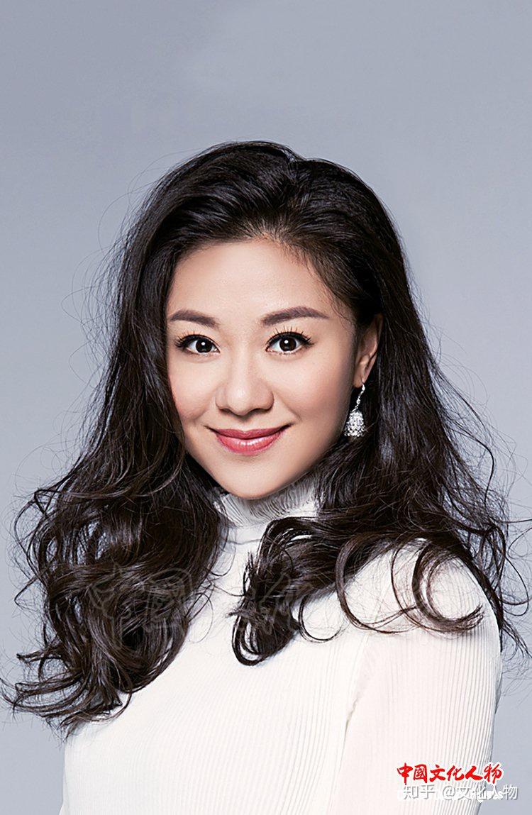 东盟艺术学院音乐学术主任姜丽娜中国民族男高音北京演唱会音乐总监