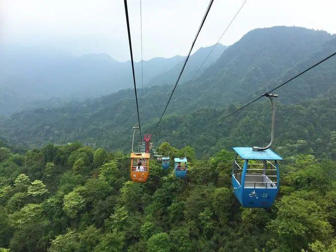 青城山前山索道图片