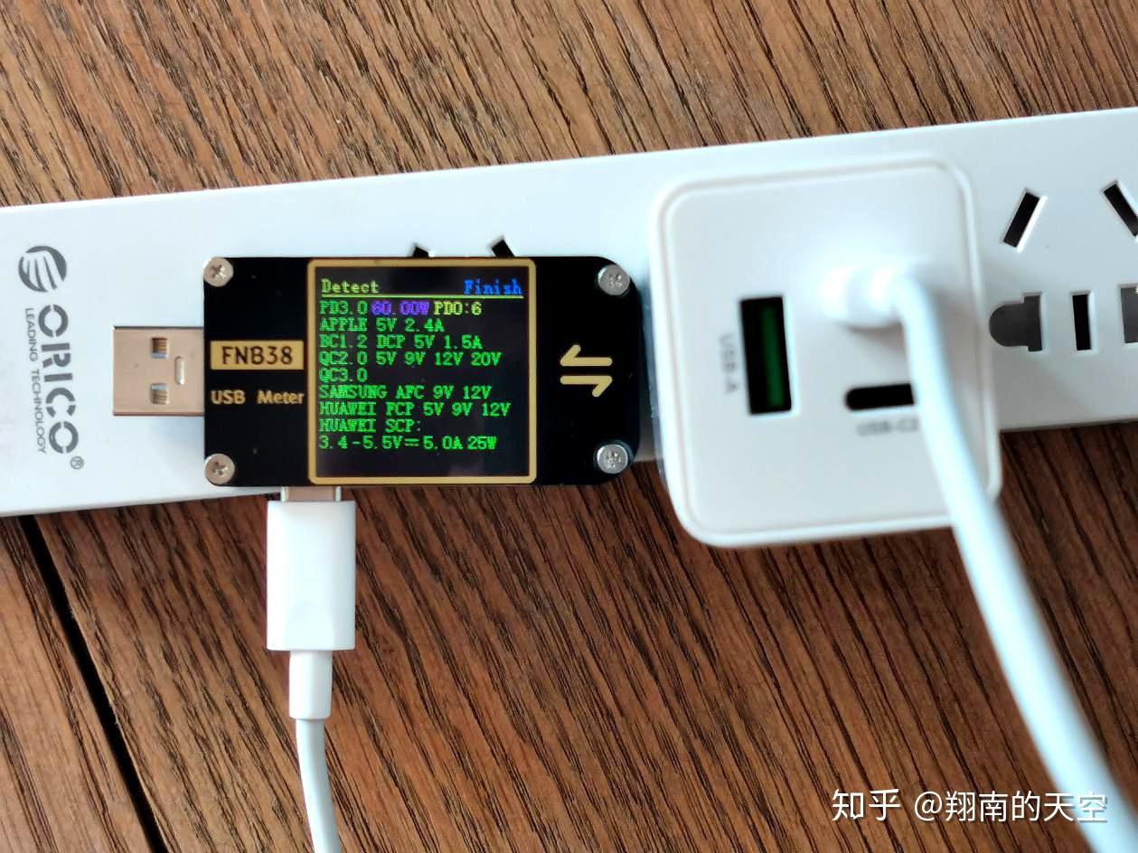 大疆怎么充电线插不进去 v2-0a2b5b721326600bded7397c53608af7_r.jpg