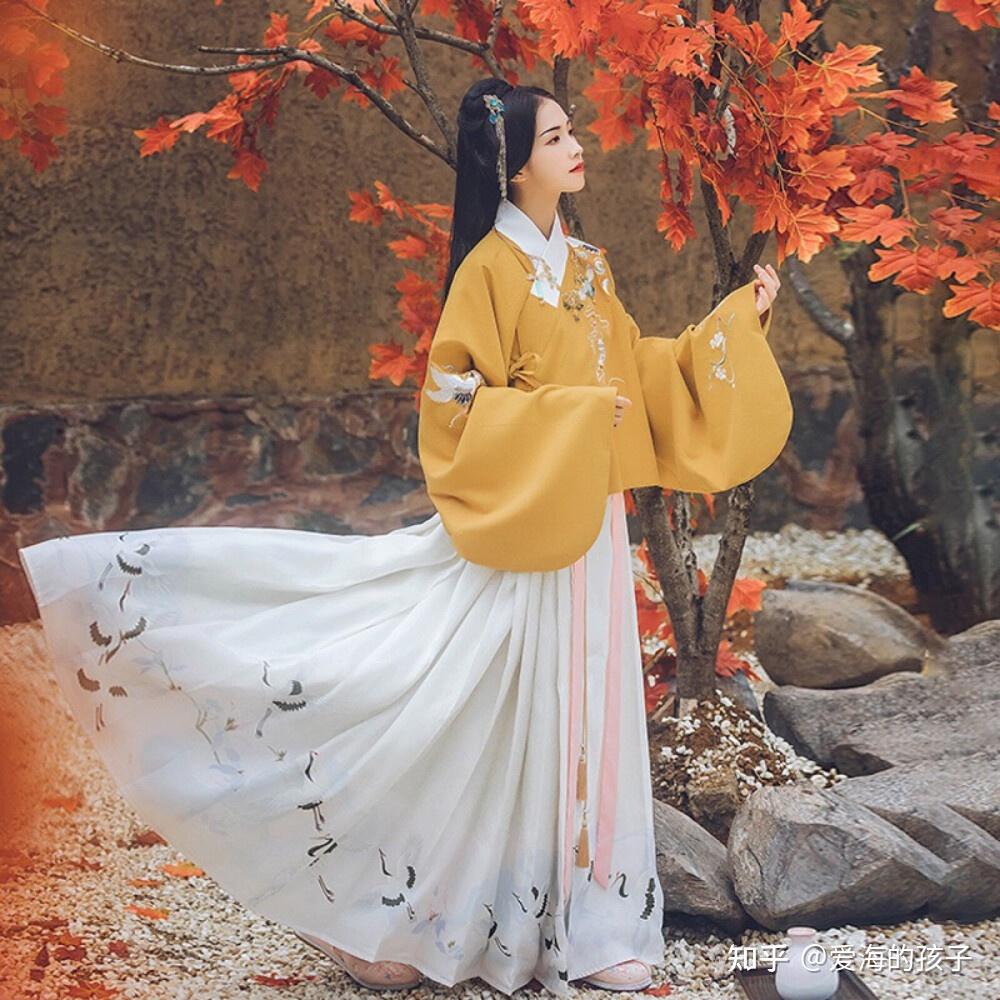 汉服虽美也要学会搭配才更美哦附重大节日汉服穿戴搭配