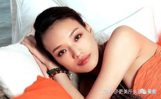 如何提升自己的魅力吸引女生 v2-0a9a7af0ce2606d70410d38f4ebdddeb_r.jpg