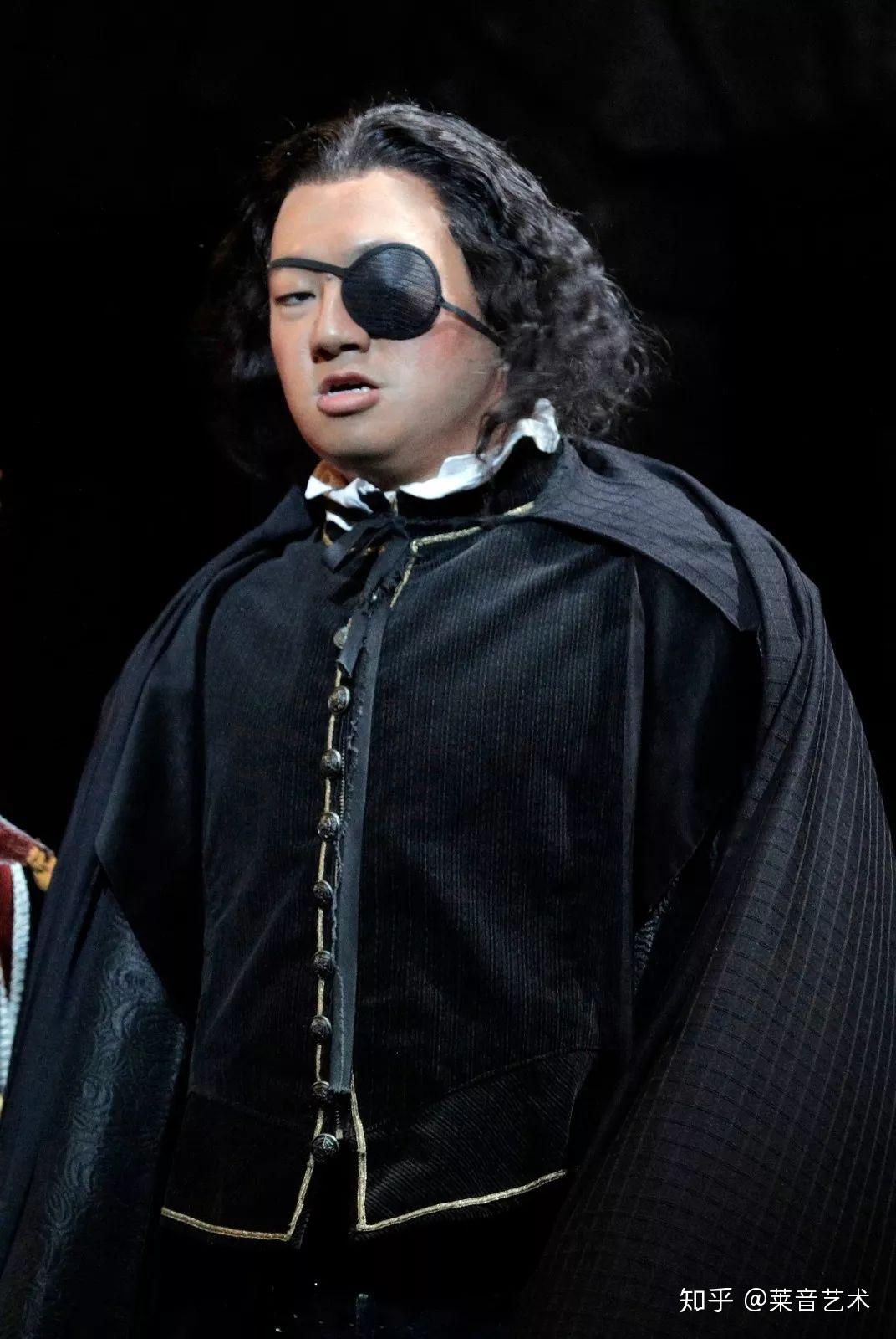 今日人物丨旅美青年男低音李石