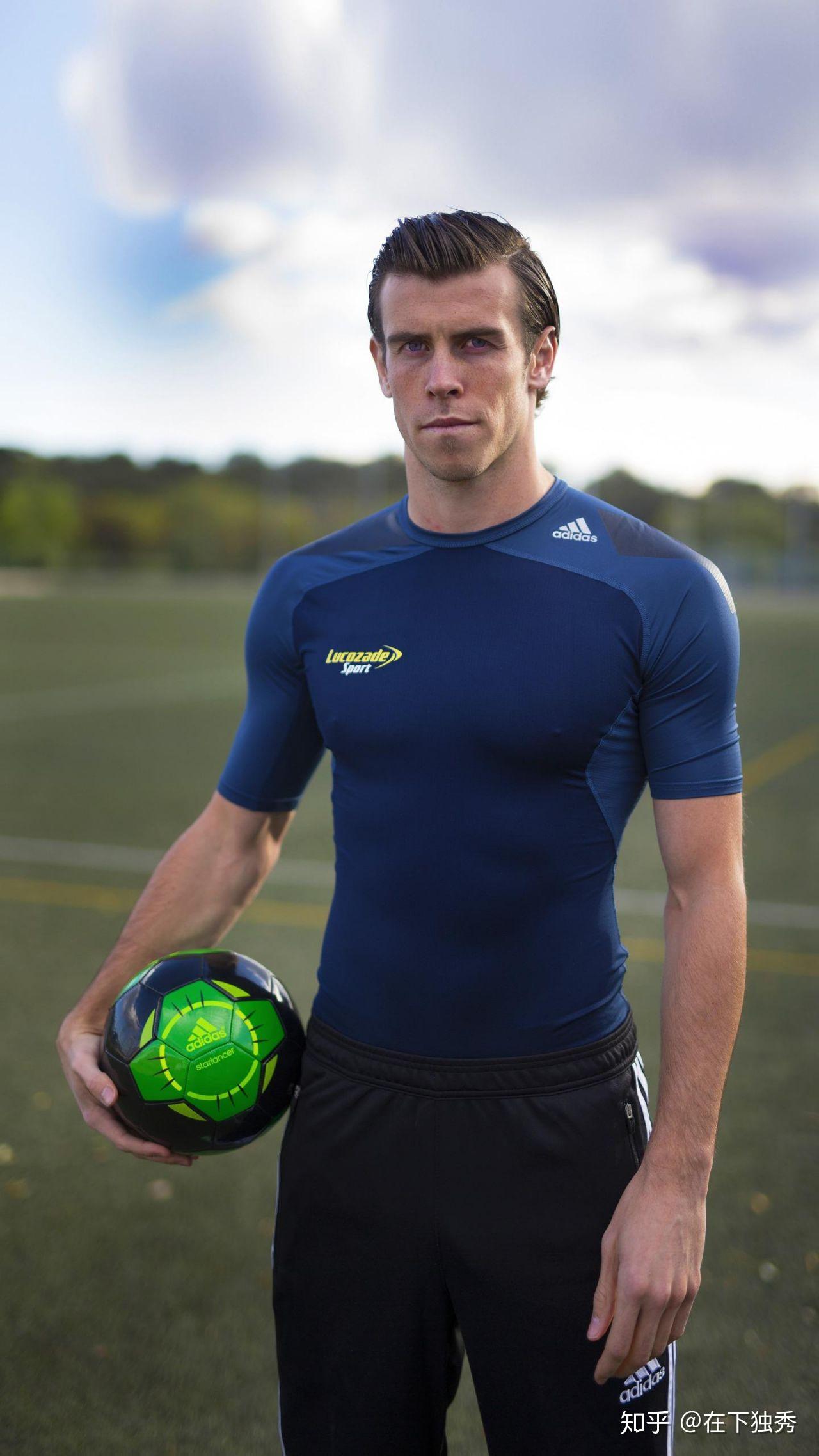 有哪些长得很帅的足球运动员?