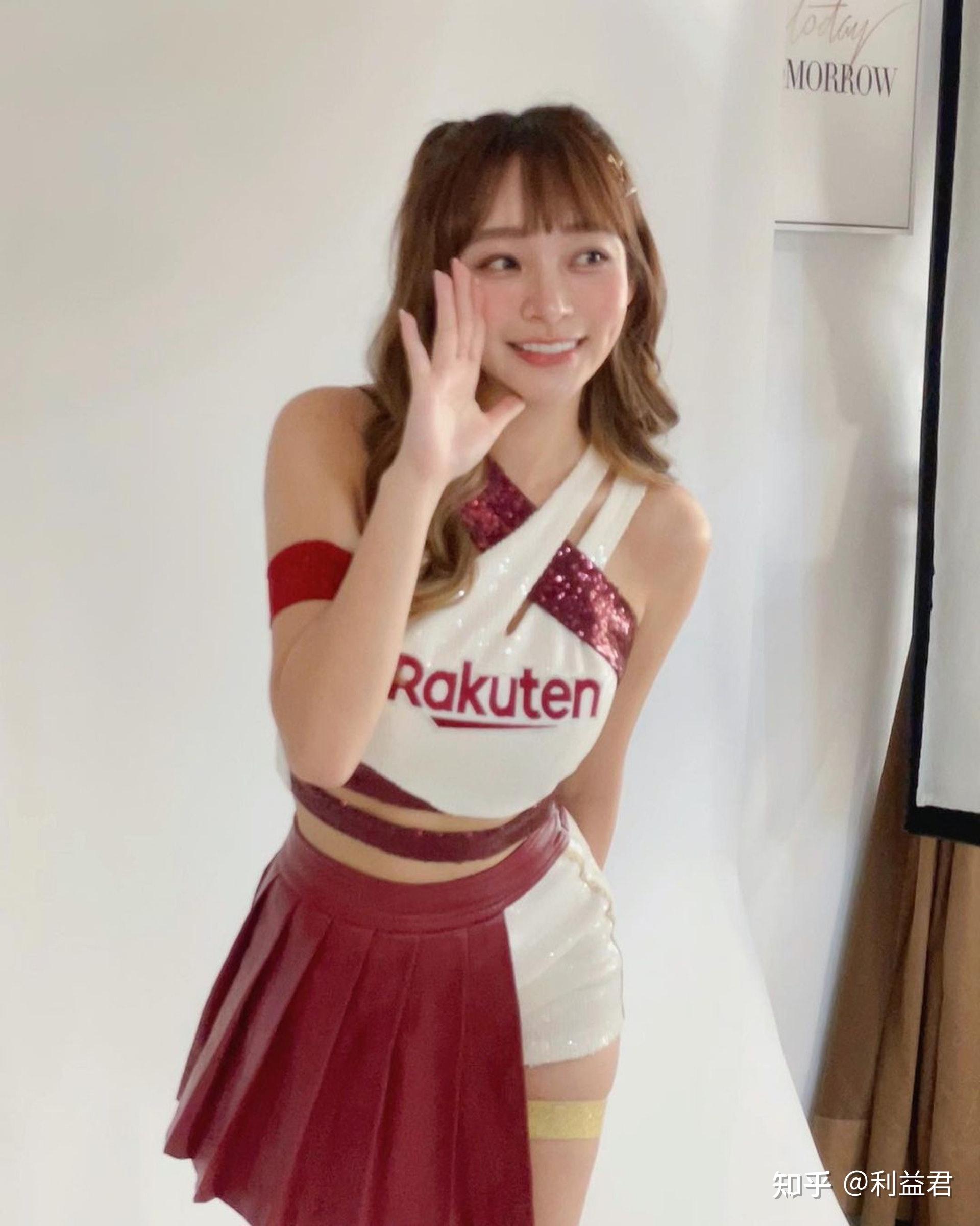 啦啦队女神林襄最新性感照大晒「究极长腿」冲击网民：比例完美 - 知乎