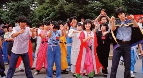 1980 年代的「竹之子族」跳起广场舞比大妈霸气多了! - 知乎