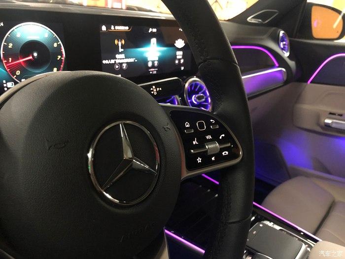 一组图片证明奔驰glb的氛围灯有多美!太加分了! - 知乎