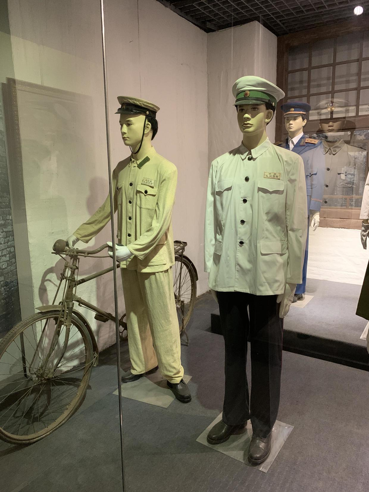 【每日文物】百年来中国警察的服装变革 - 知乎
