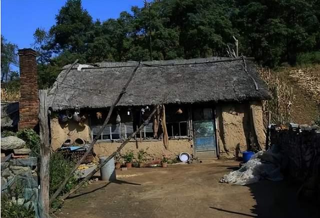 少数民族满族的传统老房子 - 知乎