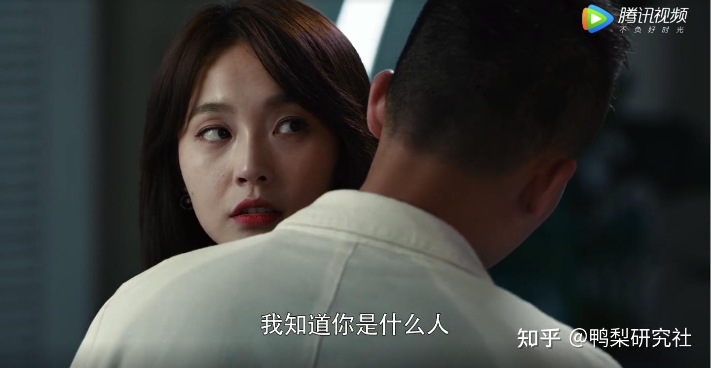 黑白禁区丨毒枭女儿恋爱脑为了个男人毅然炸毁自家老巢