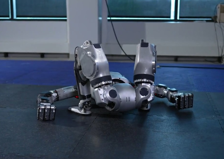 波士顿动力转向纯电机器人,电动为什么是机器人唯一方向?