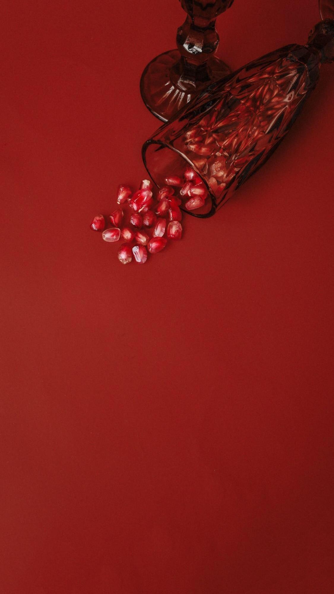 【1366x768】可爱红色阿狸公仔桌面壁纸 - 彼岸桌面