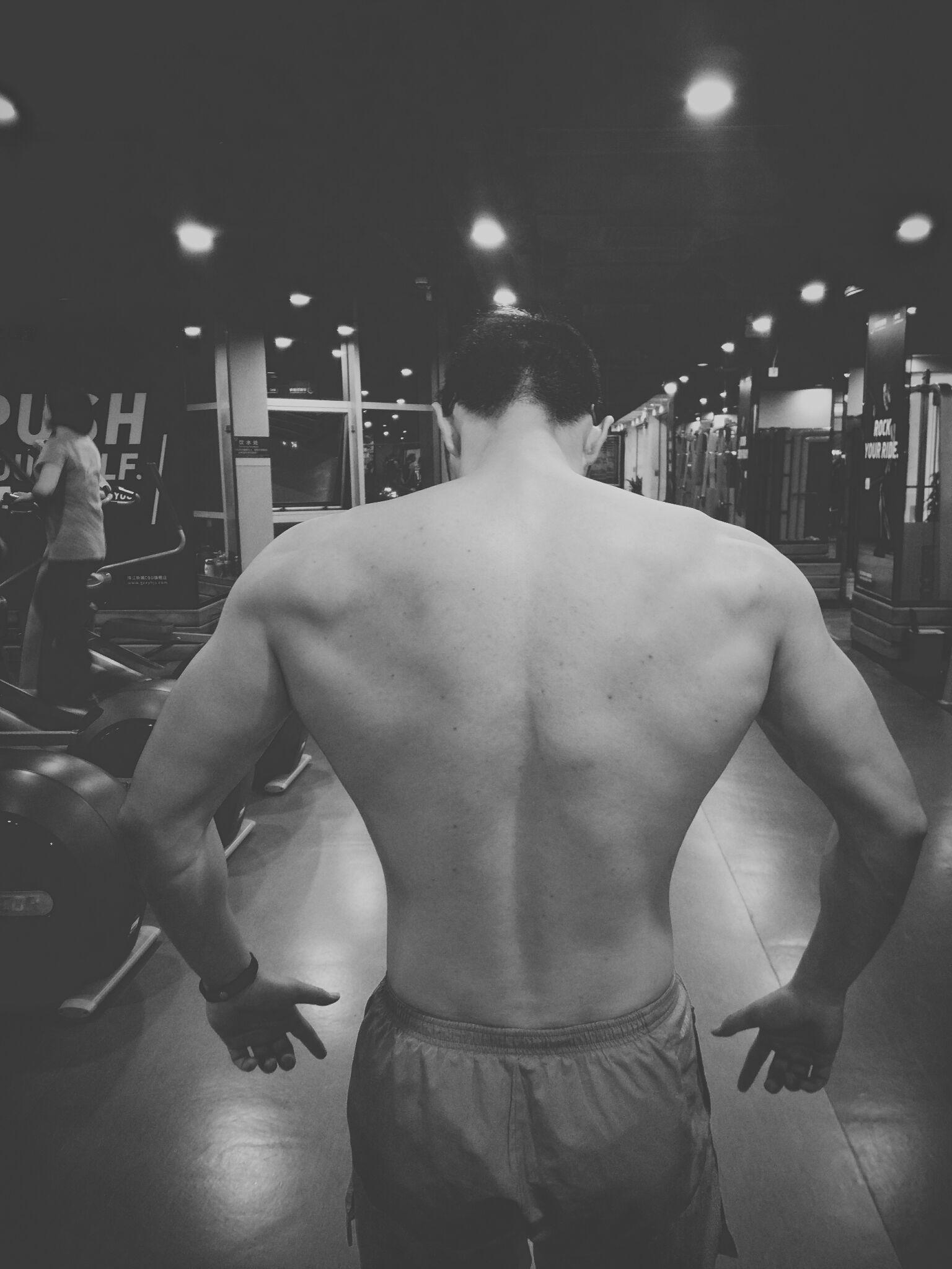 男性从瘦弱到强壮、拥有一身肌肉是种怎样的体验? - 知乎