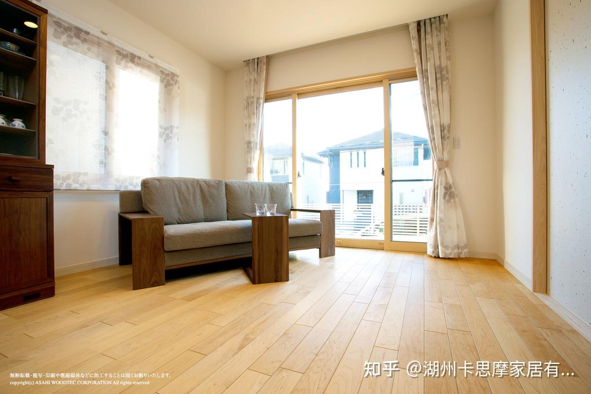 live natural premium厚单板硬枫木关于朝日地板的介绍就结束啦,想要