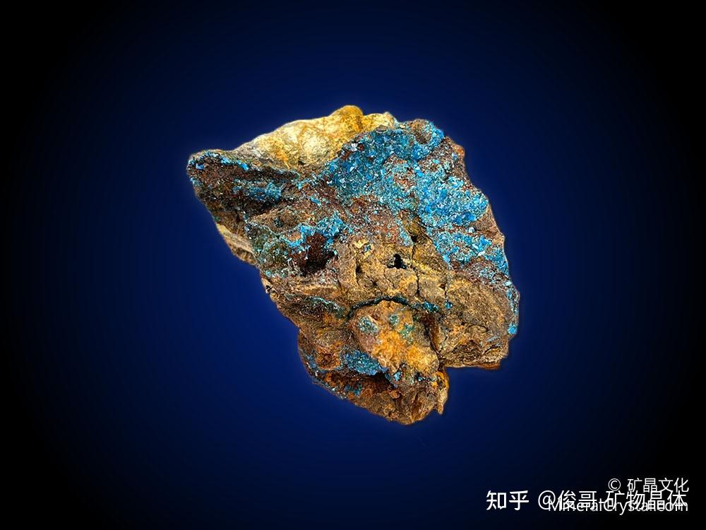 国内新发现! 特别矿物品种! Liroconite水砷铝铜矿 - 知乎