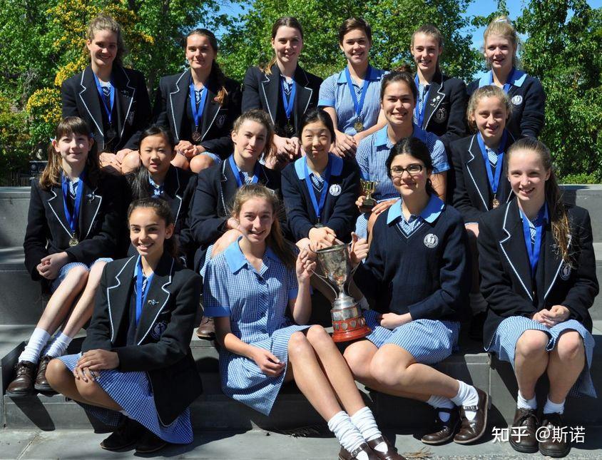 12年级 - 女校建校时间:1920 年地理位置:墨尔本东区北面的canterbury