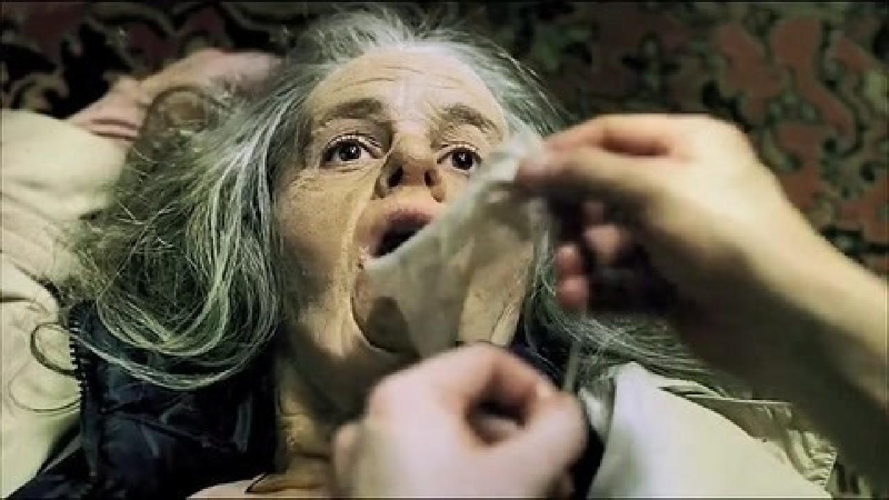 老鼠变异比人都大还吃肉世界末日太可怕了