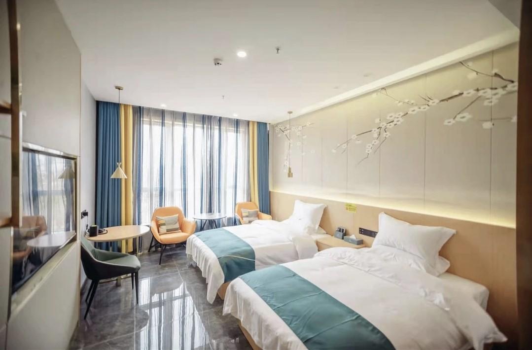 青海海东乐都桔子酒店,地理位置优越,交通便利,吃喝玩乐都方便,智能