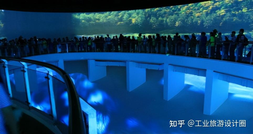 沉浸在银幕传唱的歌