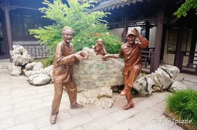 对于六小龄童的批评是否过激了?