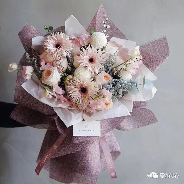 那些圆形花束中经久不衰的经典款赶快收藏吧