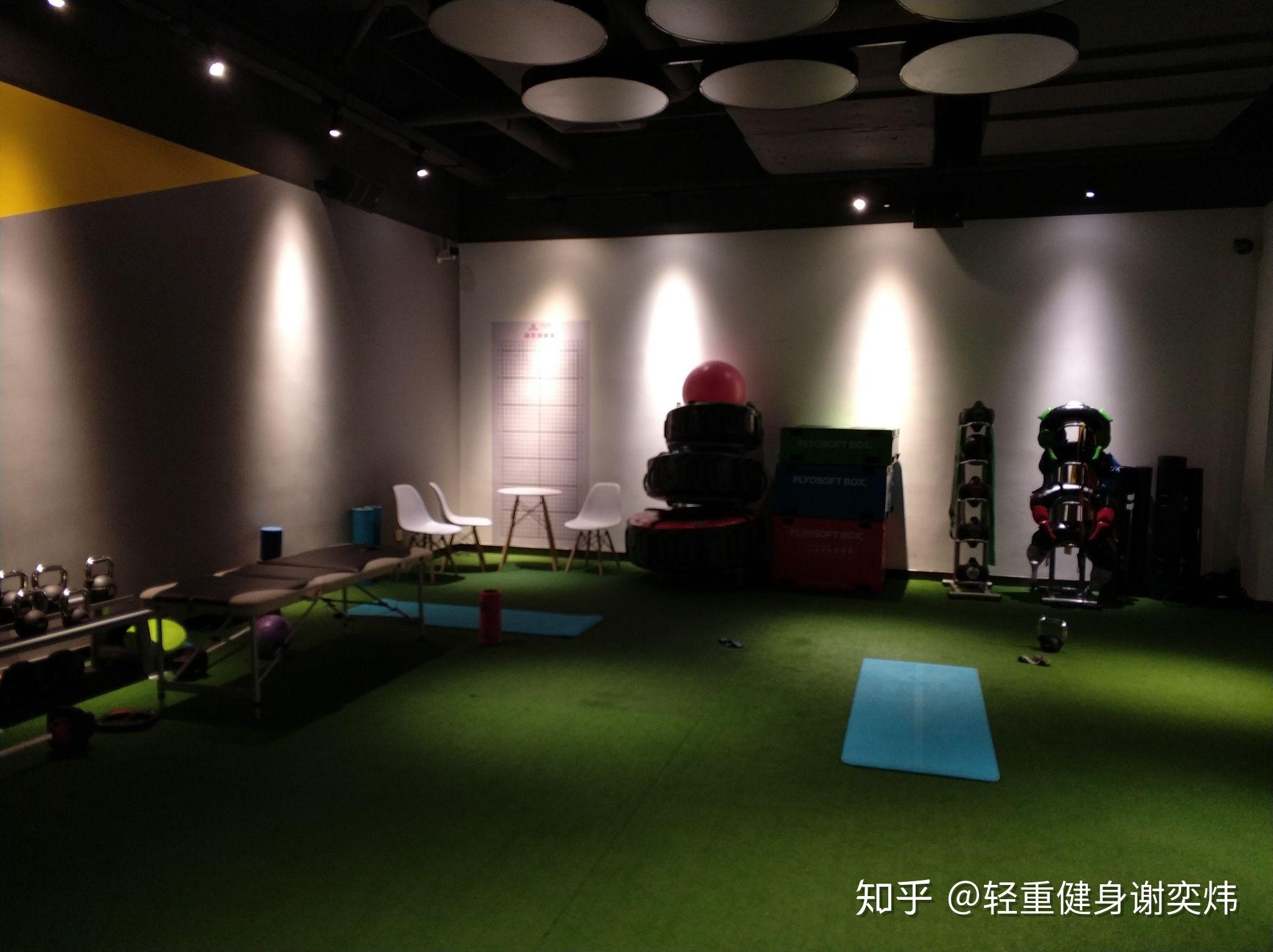 谢奕炜带你逛健身房之武汉篇台湾八度空间高端连锁康斐斯土豪硬核馆