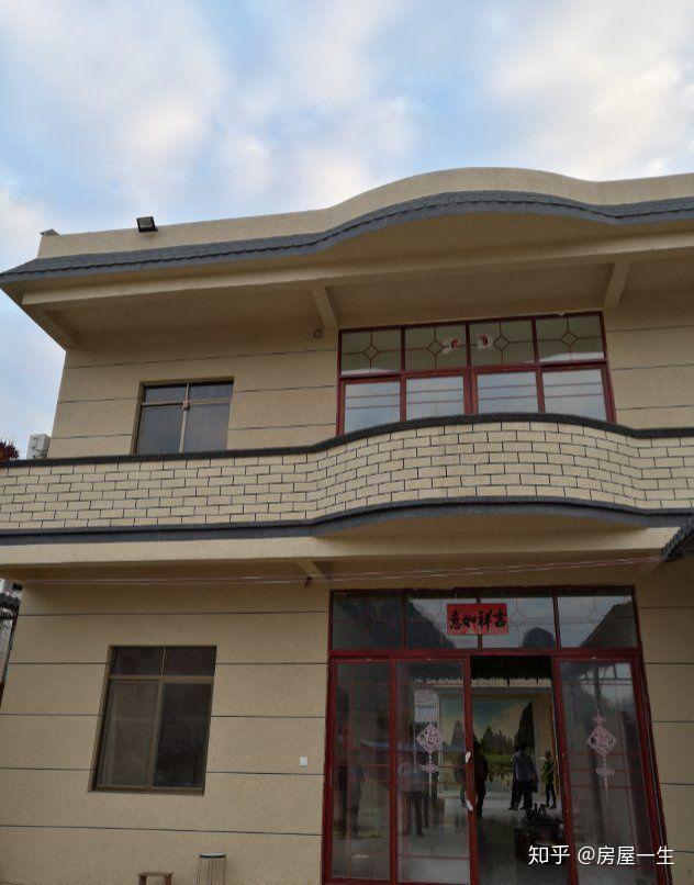 农村房子外墙还在刷白墙你离别墅差一道外墙装修