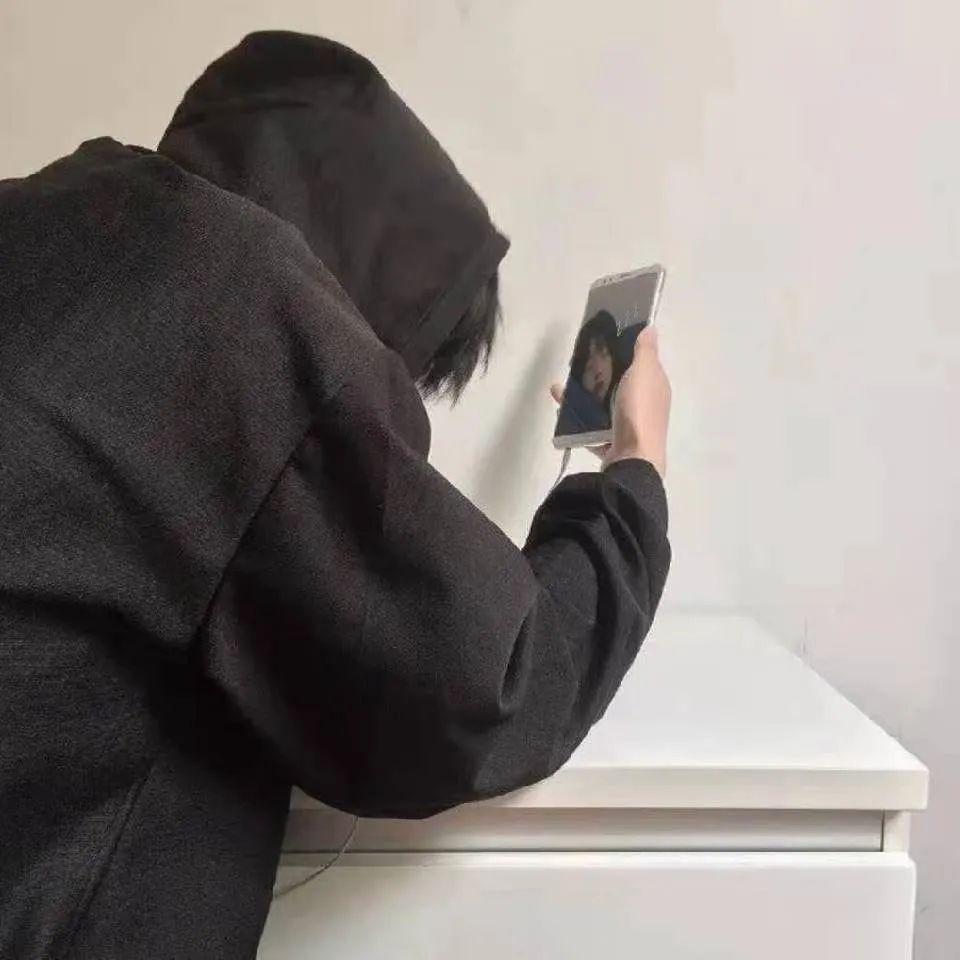 小众| 高级的男生头像 三期 - 知乎