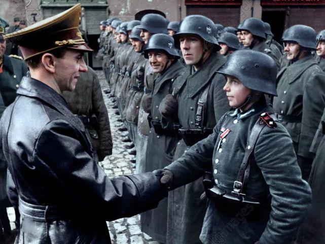 经典彩色老照片;二战末期德国少年兵等