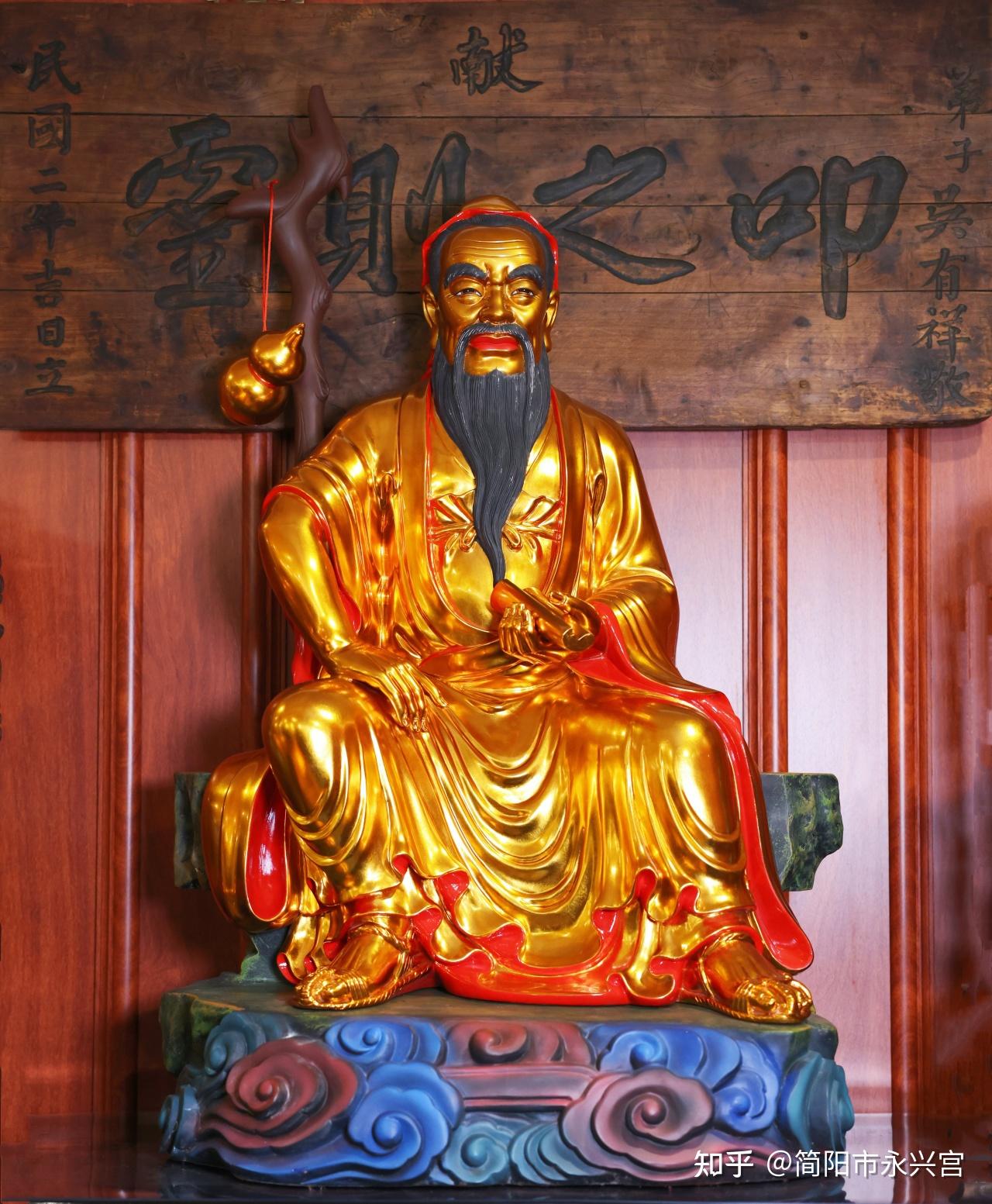 等民俗活动,一方面秉承道教传统,依照仪规,助力大众远离疾苦,增福延寿