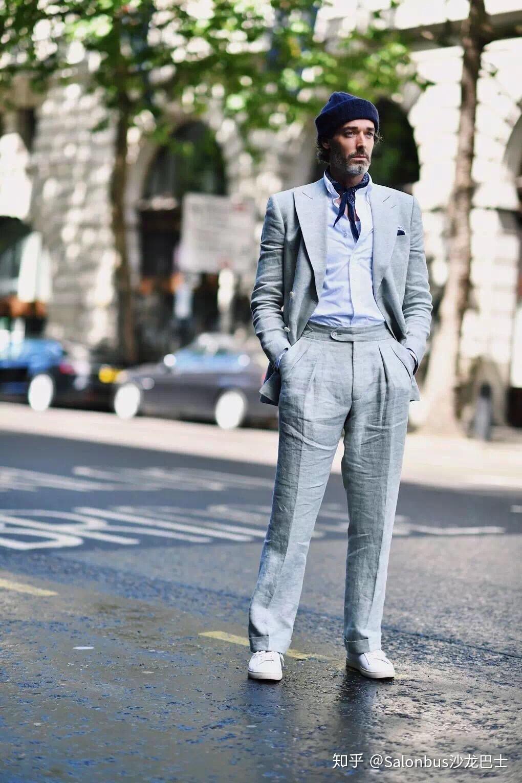 但能穿出意大利男人的浪漫气息.