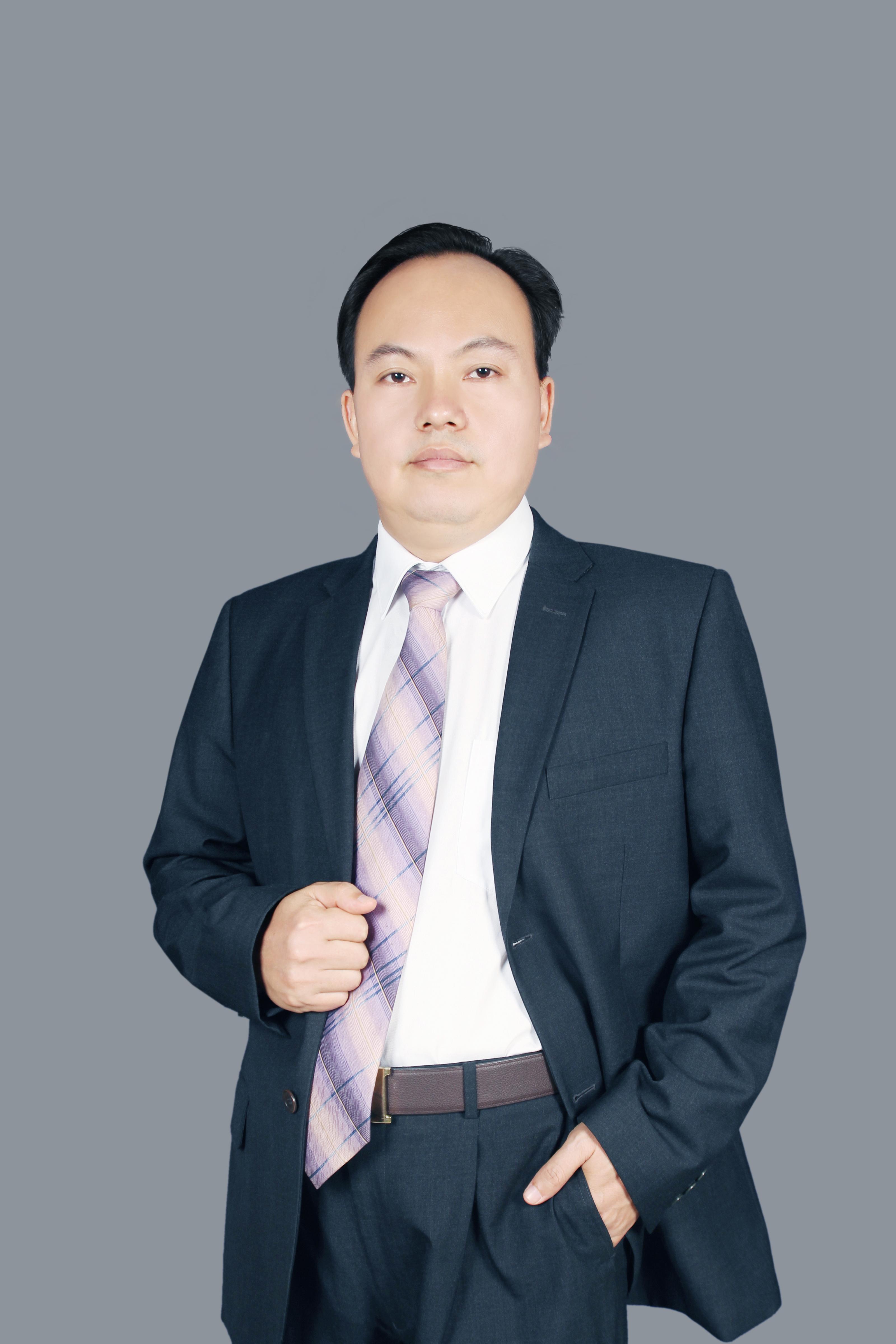 大国匠心栏目创业人生兴耀东方教育黄国宏高考新时代的追梦人